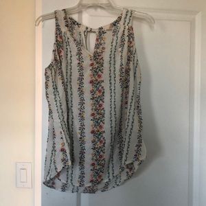 Flowery white tank top!